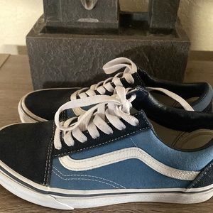 Black & Blue Vans Women’s Size 7